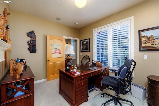 725 E Ave, Lake Oswego, OR 97034 - office featuring light carpet and baseboards