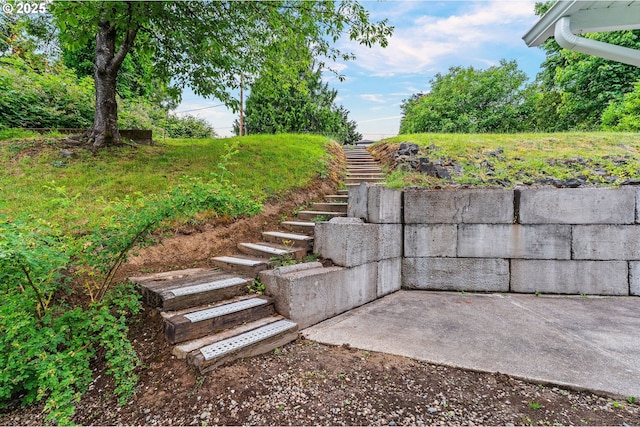 123 Scenic View Dr, Longview, WA 98632 - view of yard featuring stairs