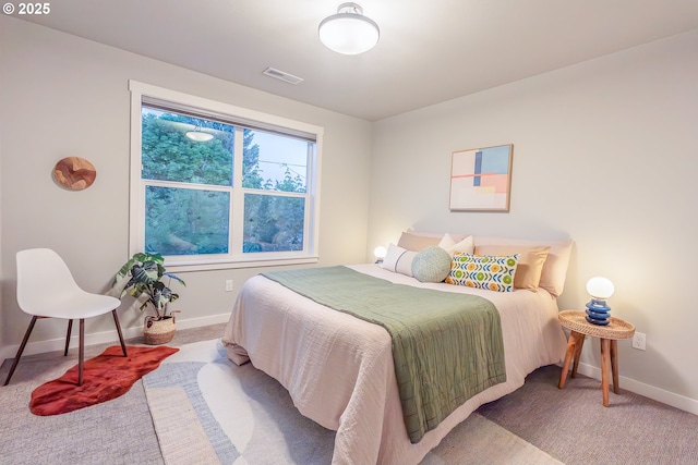 5253 NE 32nd Pl, Portland, OR 97211 - carpeted bedroom featuring baseboards