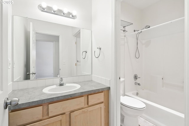59673 Oak Ridge St, Saint Helens, OR 97051 - full bath with vanity and shower / bath combination