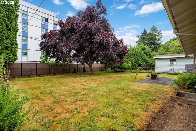 10438 NE Davis St, Portland, OR 97220 - view of yard featuring a patio