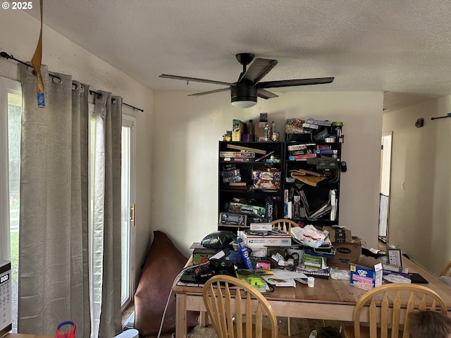 2126 SE 162nd Ave, Portland, OR 97233 - office with a ceiling fan and a textured ceiling