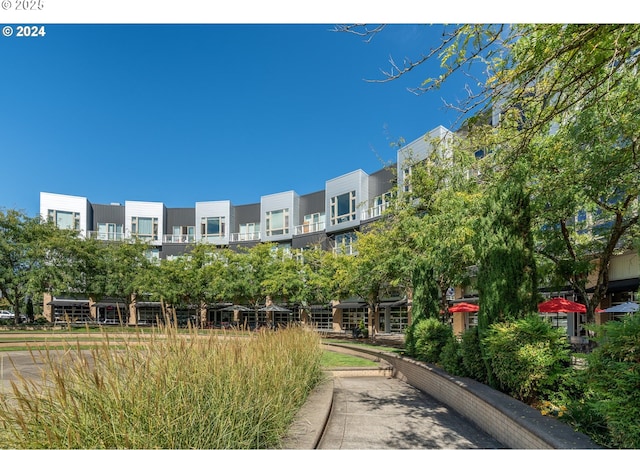 12600 SW Crescent St Unit 213, Beaverton, OR 97005 - view of community