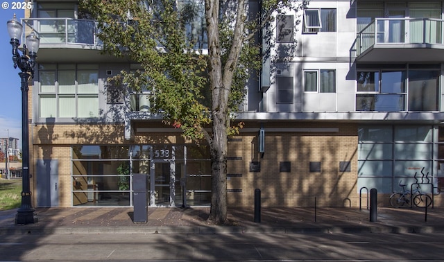 533 NE Holladay St Unit 308, Portland, OR 97232 - view of building exterior