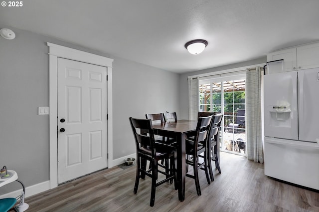 1533 Sequoia Ave, Springfield, OR 97477 - dining space featuring wood finished floors and baseboards
