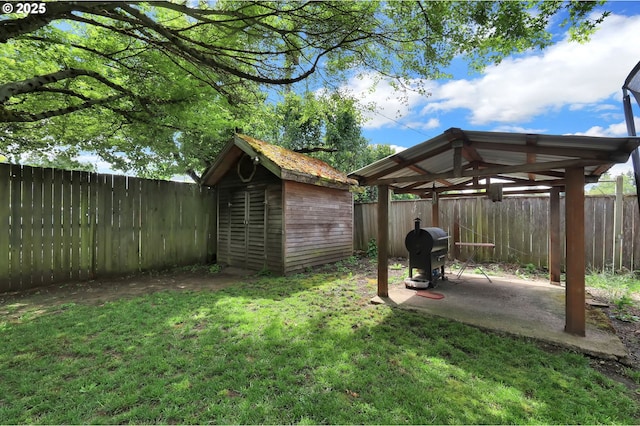 1533 Sequoia Ave, Springfield, OR 97477 - view of yard featuring a patio area