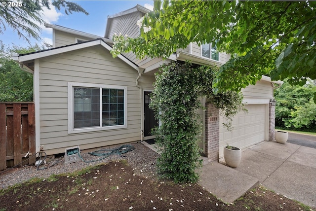 5966 Frost Ln, Lake Oswego, OR 97035 - view of front of property with a garage and driveway