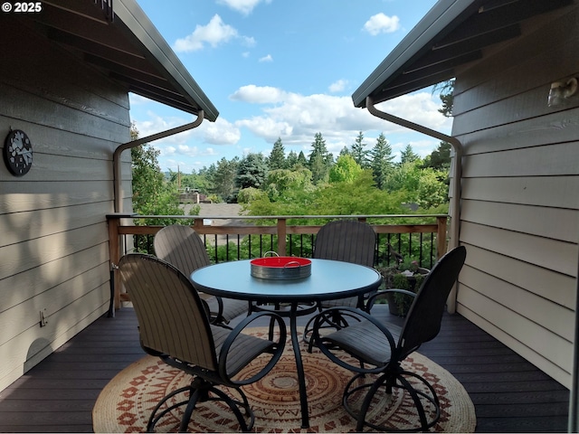 7145 SW Gable Pkwy, Portland, OR 97225 - deck featuring outdoor dining area