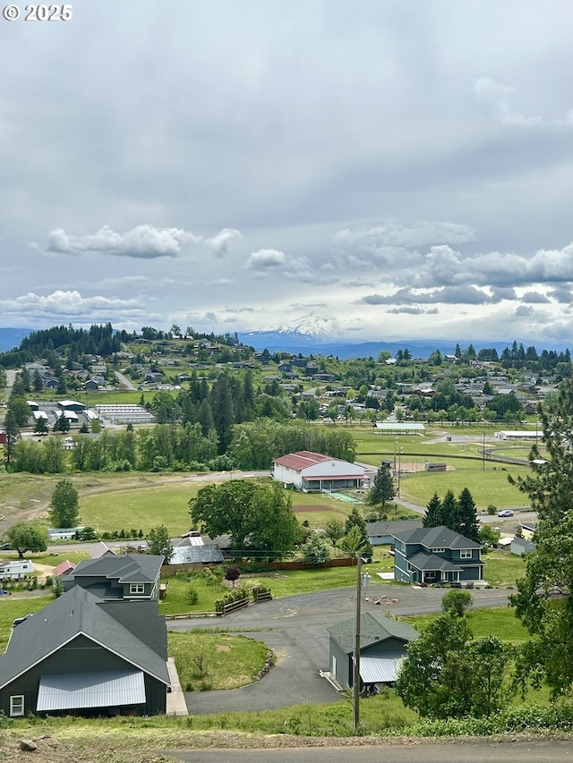 270 Off Rd, White Salmon, WA 98672