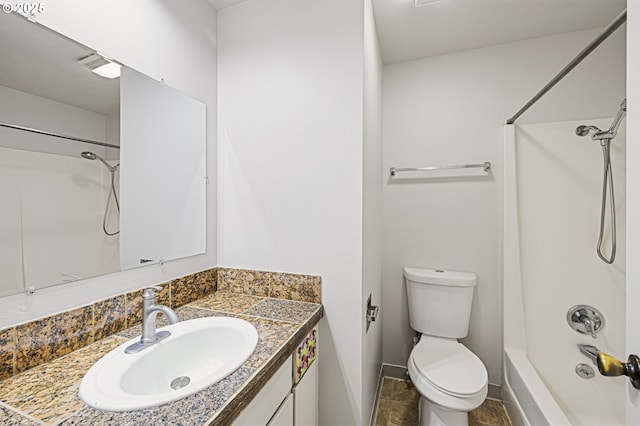 881 S Linden St, Cornelius, OR 97113 - full bath featuring vanity and shower / washtub combination
