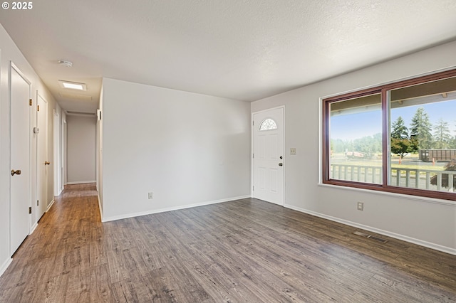 881 S Linden St, Cornelius, OR 97113 - entryway featuring wood finished floors