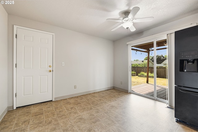 881 S Linden St, Cornelius, OR 97113 - unfurnished room featuring a ceiling fan and a textured ceiling