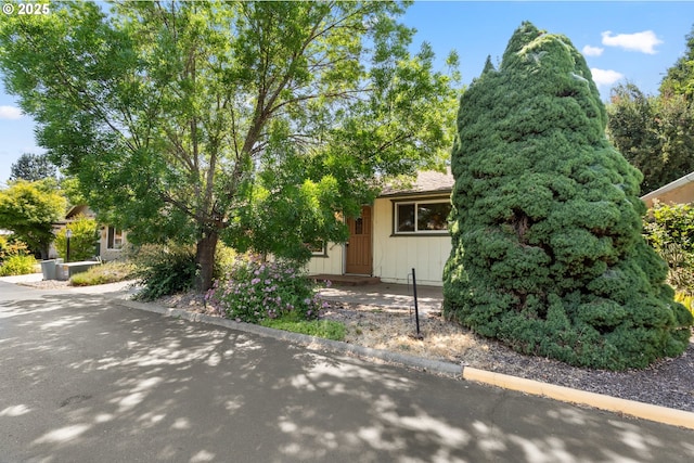 713 Brookside Cir, Rogue River, OR 97537 - view of obstructed view of property