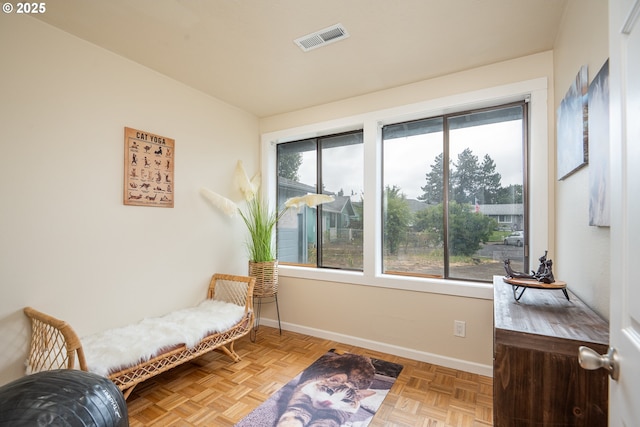 1193 Cedar Pl, Creswell, OR 97426 - living area with baseboards