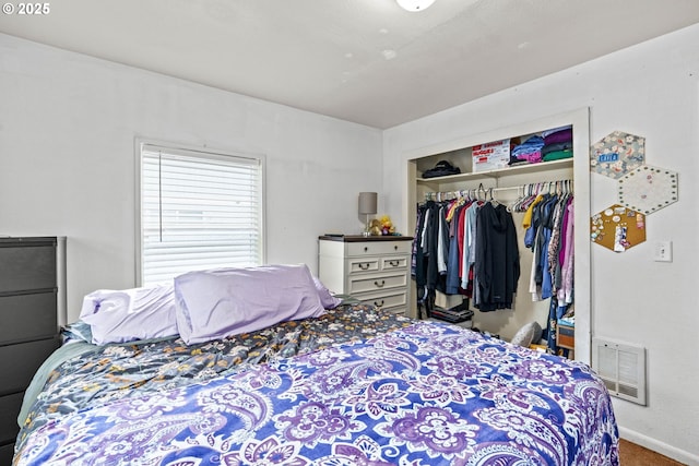 1483 5th St, Springfield, OR 97477 - carpeted bedroom with a closet