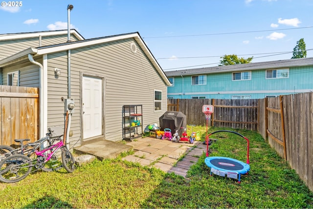 1483 5th St, Springfield, OR 97477 - rear view of property with a fenced backyard