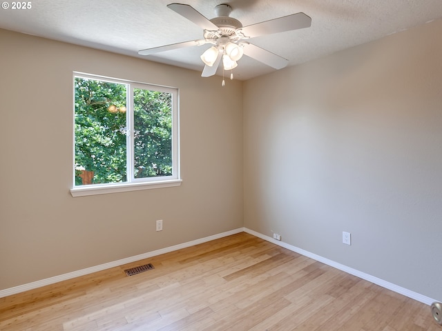 5367 NW 180th Pl, Portland, OR 97229 - empty room featuring light wood-type flooring and a ceiling fan