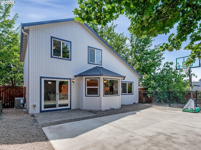 5367 NW 180th Pl, Portland, OR 97229 - back of property featuring a patio