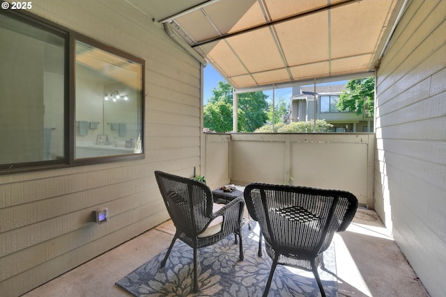 2062 Lake Isle Dr, Eugene, OR 97401 - view of patio / terrace