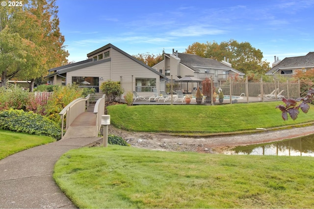 2062 Lake Isle Dr, Eugene, OR 97401 - rear view of house featuring a gazebo