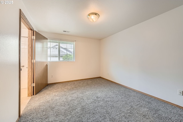 1006 NE 45th St, Vancouver, WA 98663 - empty room featuring carpet floors and baseboards