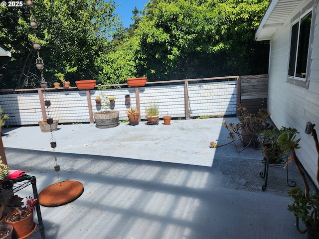 95169 Vista Loop, Gold Beach, OR 97444 - view of patio