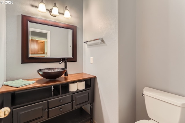 1219 34th Pl, Forest Grove, OR 97116 - bathroom with vanity and toilet