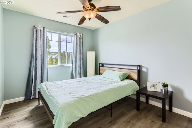 1219 34th Pl, Forest Grove, OR 97116 - bedroom featuring wood finished floors and ceiling fan