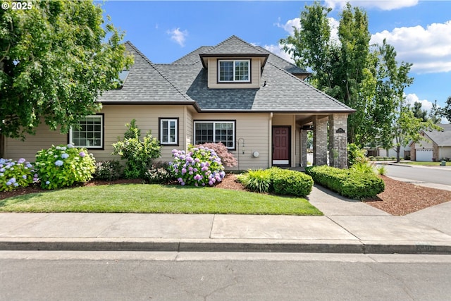 3301 Parker Ln, Springfield, OR 97477 - view of front facade with a front yard and a shingled roof