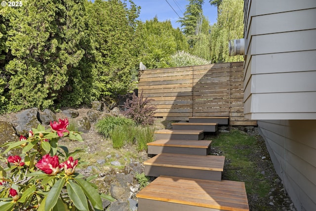 8630 SW 61st Ave, Portland, OR 97219 - view of yard featuring fence