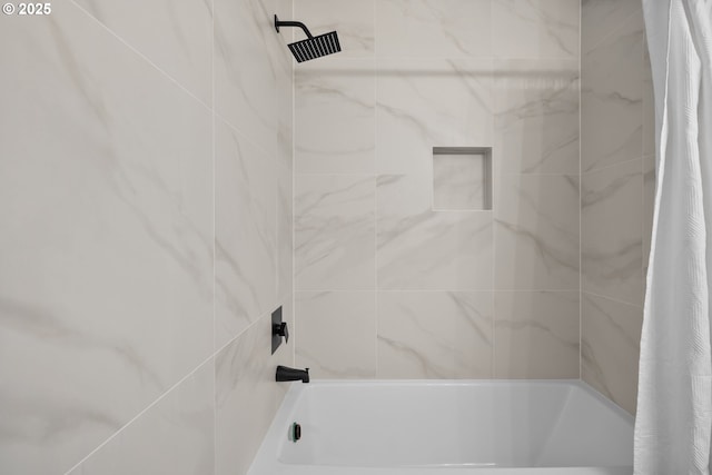 17349 Banyan Ln, Lake Oswego, OR 97034 - bathroom with shower / tub combo with curtain