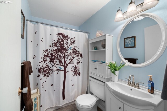1415 NW 31st Pl Unit 166, Lincoln City, OR 97367 - bedroom featuring carpet floors and baseboards