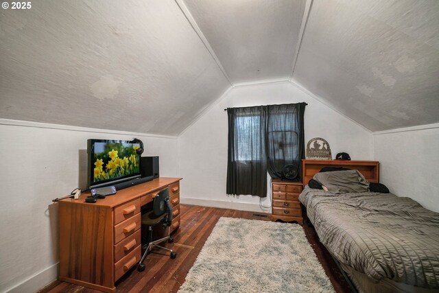 4435 Hazelgreen Rd NE, Salem, OR 97305 - bedroom featuring dark wood-style floors and vaulted ceiling