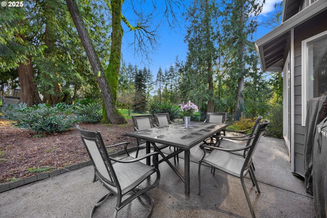 9435 SE 282nd Ave, Boring, OR 97009 - view of patio / terrace with outdoor dining space