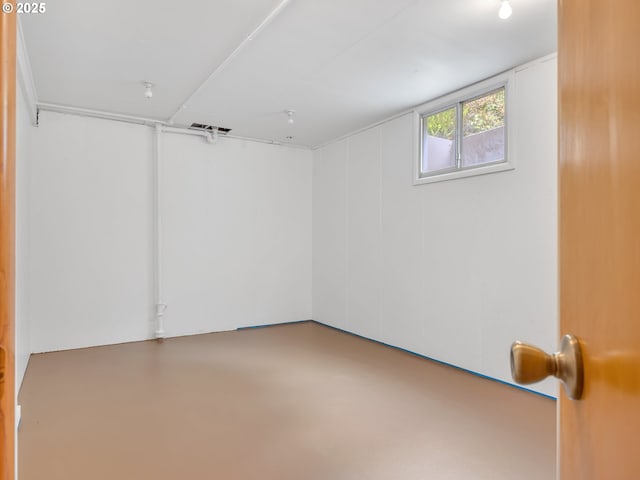 4915 Leif Erikson Dr, Astoria, OR 97103 - view of below grade area