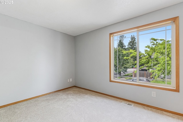 18450 SW Longacre St, Beaverton, OR 97003 - unfurnished room featuring carpet floors and baseboards