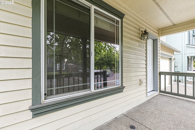 18450 SW Longacre St, Beaverton, OR 97003 - view of side of property