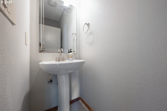 17510 NW Fieldstone Dr, Beaverton, OR 97006 - view of bathroom