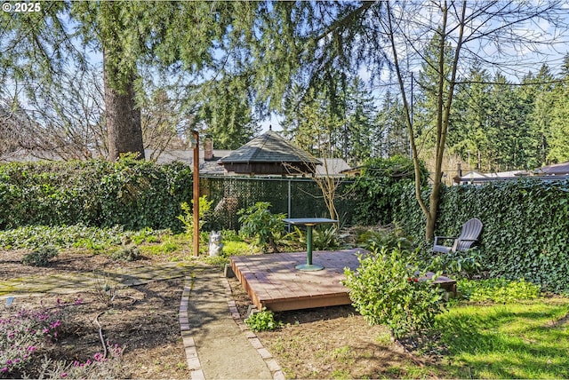 view of yard featuring fence