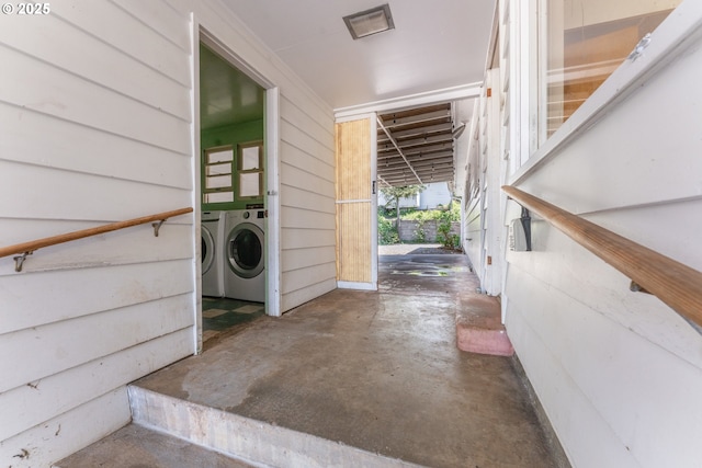 176 N Henry St, Coquille, OR 97423 - doorway to property with washing machine and dryer