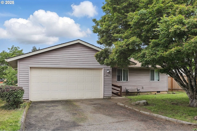 1315 SE 135th Ave, Portland, OR 97233 - single story home featuring asphalt driveway