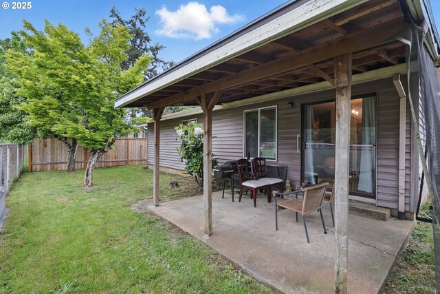 1315 SE 135th Ave, Portland, OR 97233 - view of patio / terrace