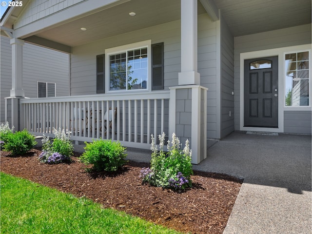1053 Winfield St NE, Gervais, OR 97026 - entrance to property with a porch