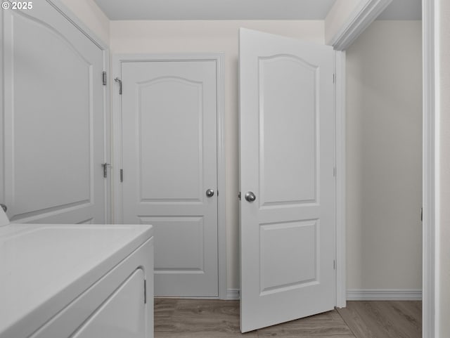 1053 Winfield St NE, Gervais, OR 97026 - laundry room featuring independent washer and dryer and light wood-style flooring
