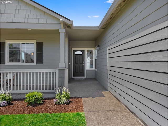 1053 Winfield St NE, Gervais, OR 97026 - entrance to property with covered porch