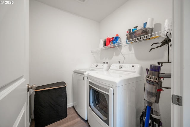 3563 SE Richey Rd, Gresham, OR 97080 - laundry area featuring independent washer and dryer and light wood finished floors