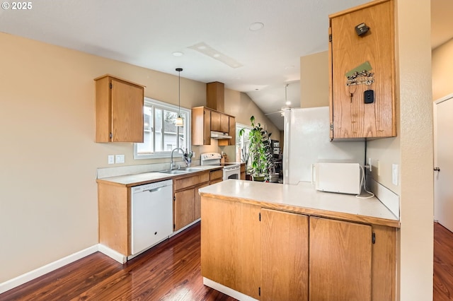 15619 NE Hickory St, Vancouver, WA 98682 - kitchen with white appliances, a peninsula, dark wood finished floors, light countertops, and a ceiling fan
