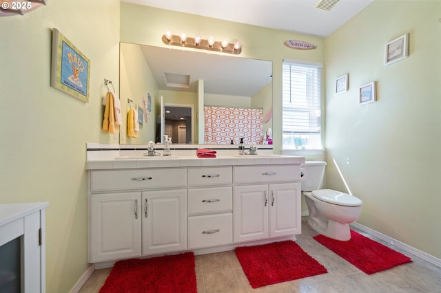 16420 SW Sienna Ln, Beaverton, OR 97007 - full bath with double vanity and toilet