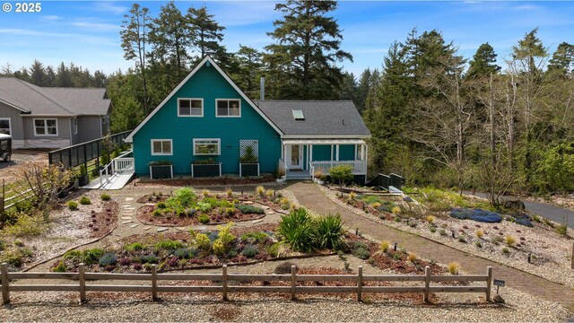 53461 Safe Rd, Bandon, OR 97411 - view of front of house with fence