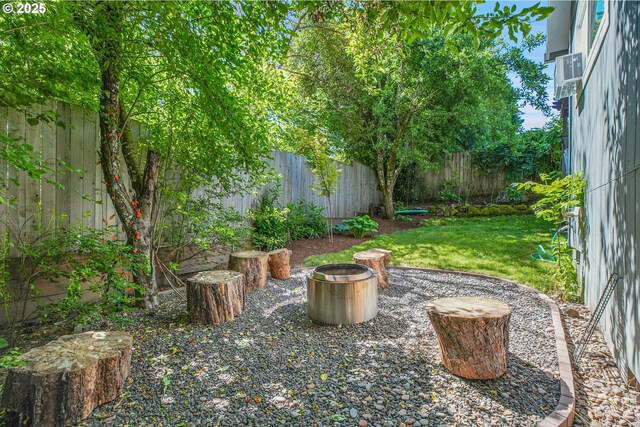 21482 SW 92nd Ct, Tualatin, OR 97062 - view of yard with a fire pit